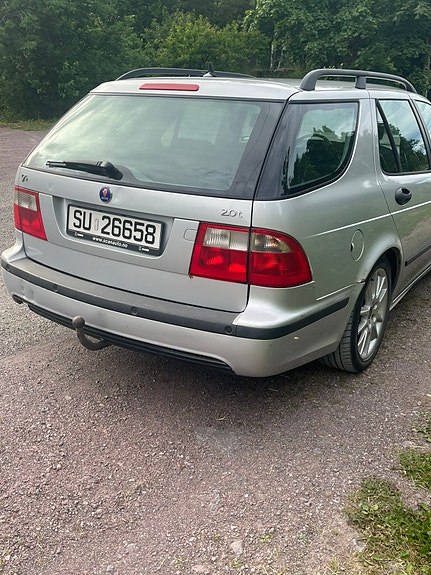 Saab 9-5 4 of 13