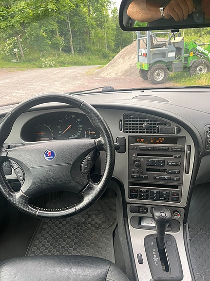 Saab 9-5 11 of 13