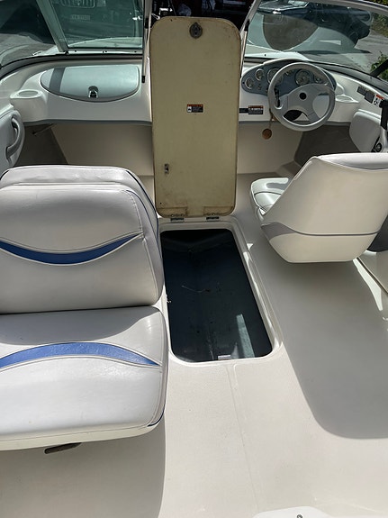 Maxum 1800 MX – klar for sesong/Velholdt bowrider med MerCruiser 3.0 13 of 18