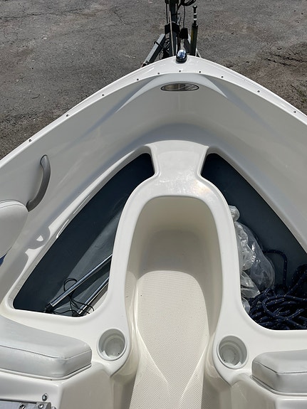 Maxum 1800 MX – klar for sesong/Velholdt bowrider med MerCruiser 3.0 14 of 18