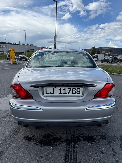 Jaguar X-TYPE 12 of 30