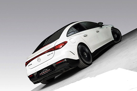Mercedes-Benz EQE43 5 of 5