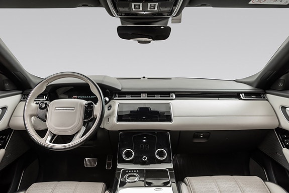 Land Rover Range Rover Velar 18 of 30