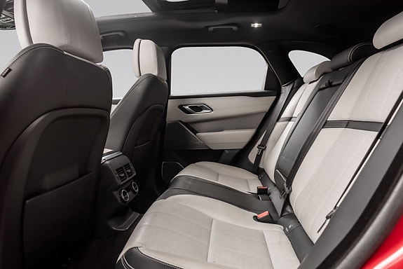 Land Rover Range Rover Velar 30 of 30