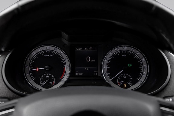 Skoda Octavia Scout 22 of 30