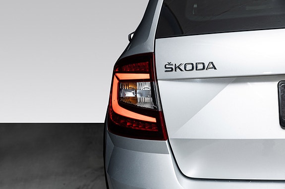 Skoda Octavia Scout 10 of 30