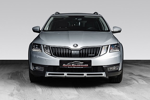 Skoda Octavia Scout 5 of 5