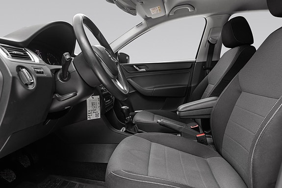 Skoda Rapid Spaceback 11 of 25
