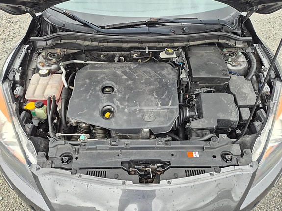 Mazda 3 5 of 5