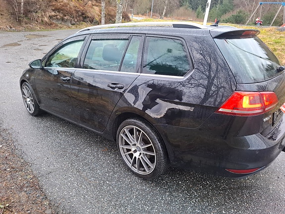 Volkswagen Golf VII 15 of 20