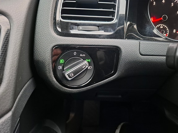 Volkswagen Golf VII 11 of 20