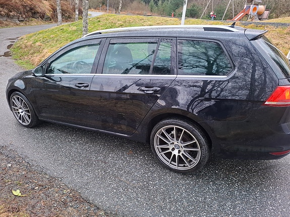 Volkswagen Golf VII 10 of 20
