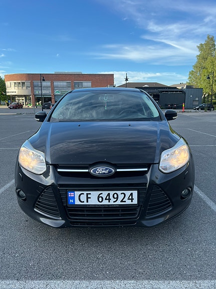 Ford Focus 2 of 5