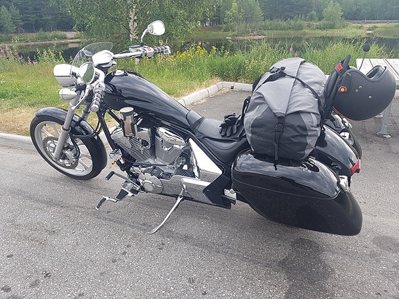 Honda VT 1300 CXA 13 of 27