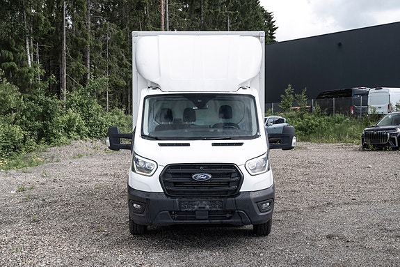 Ford Transit 3 of 5