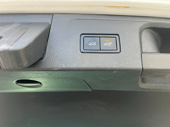 Volkswagen Passat 9 of 10