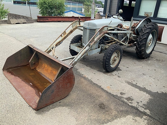 1972, 7 500 kr 9 of 11