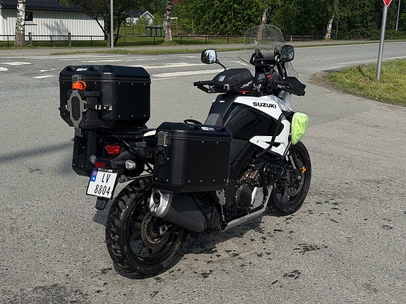 Suzuki DL1050 - V-Strom 5 of 7