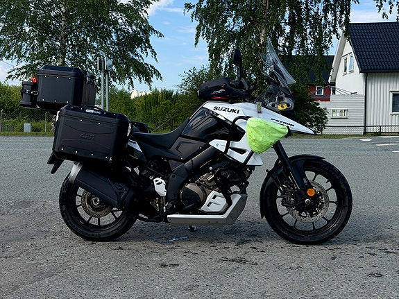 Suzuki DL1050 - V-Strom 2 of 7