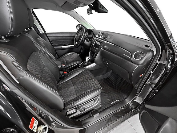 Suzuki Vitara 14 of 27