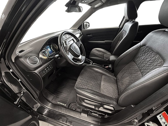 Suzuki Vitara 12 of 27