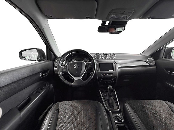 Suzuki Vitara 16 of 27