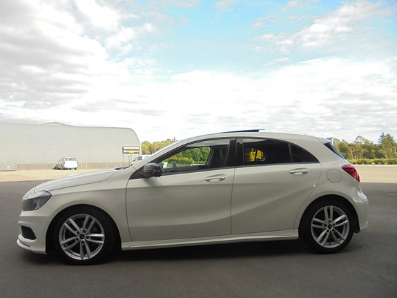 Mercedes-Benz A-Klasse 3 of 5
