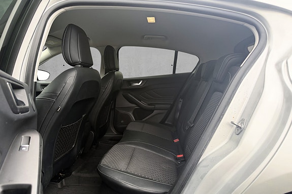 Ford Focus 17 of 22