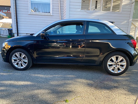 Audi A1 3 of 5