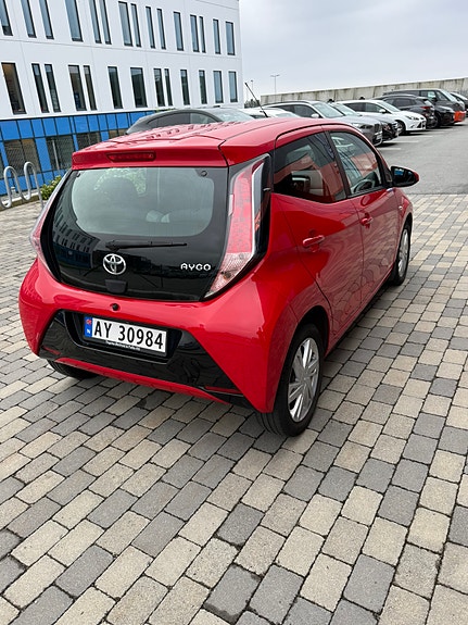 Toyota Aygo X 4 of 5