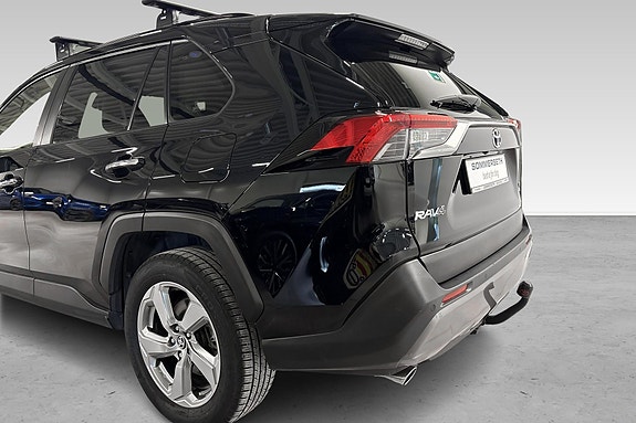 Toyota RAV4 7 hos Sommerseth