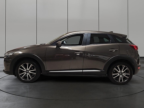 Mazda CX-3 2 of 5