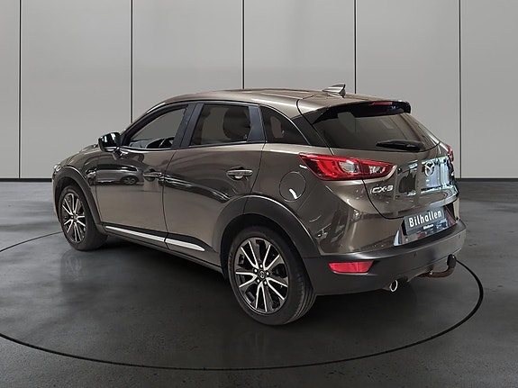 Mazda CX-3 3 of 5