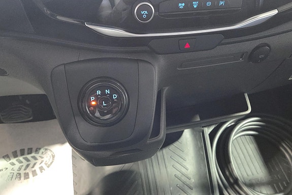 Ford Transit 11 of 17