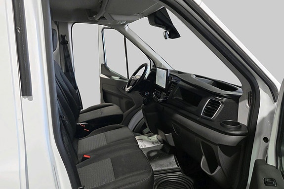 Ford Transit 14 of 17