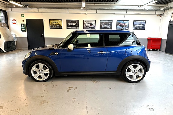 MINI One 2 of 5