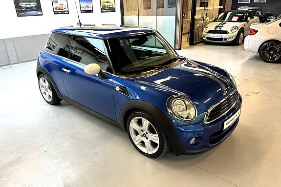 MINI One 7 of 25