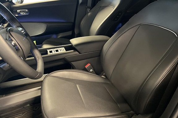 Hyundai Ioniq 6 8 of 25