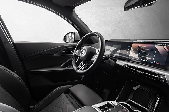 BMW iX2 18 of 30