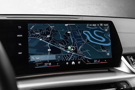 BMW iX2 25 of 30