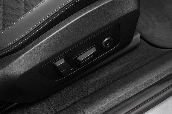 BMW iX2 30 of 30