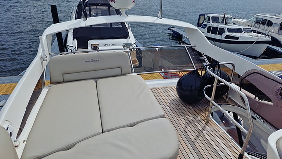 Princess P42, 2005 mod, Tamd 75 5 of 21