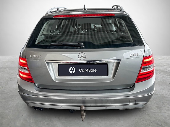Mercedes-Benz C-Klasse 4 of 5