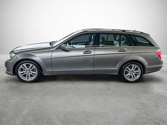 Mercedes-Benz C-Klasse 2 of 5