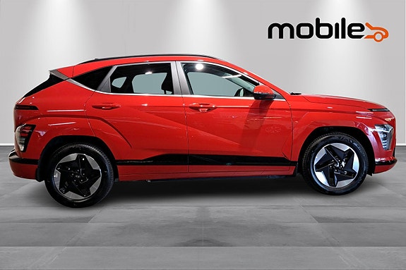 Hyundai Kona 2 of 5