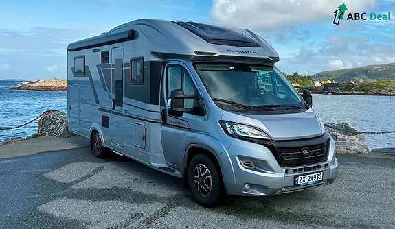 Adria Matrix 670DL Supréme | 9tr Aut m.adap.CC | Face2face | Enkl+senkeseng | Solc+Lit.batt+Invert | Stekeovn | TV | Ker.lakkforsegl.| Antirustbehandlet | 2 of 19