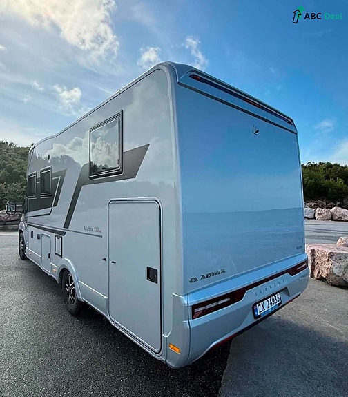 Adria Matrix 670DL Supréme | 9tr Aut m.adap.CC | Face2face | Enkl+senkeseng | Solc+Lit.batt+Invert | Stekeovn | TV | Ker.lakkforsegl.| Antirustbehandlet | 5 of 19