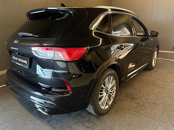Ford Kuga 3 of 5