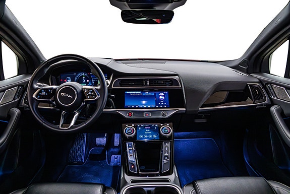 Jaguar I-PACE 4 of 5