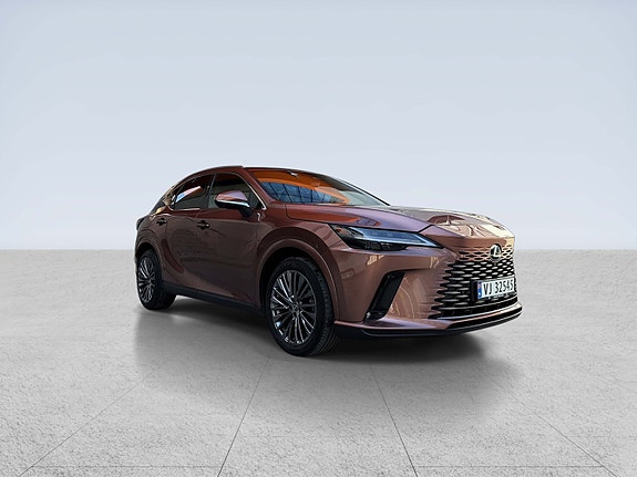 Lexus RX450h 3 of 5